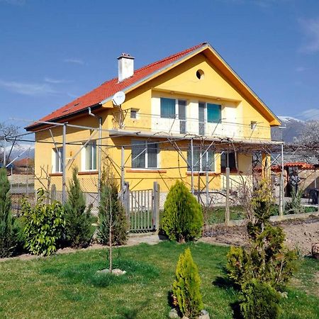 Вила В С. Габарево, Долината На Розите. Gabarevo 外观 照片